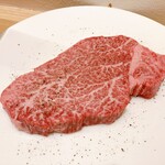 肉のひぐち直営焼肉 安福 - シャトーブリアン2,990円　めちゃ柔ウマです
