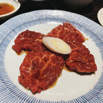 Yakiniku Ushimasa - 追加のハラミは700円でこのボリューム。