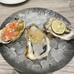 8TH SEA OYSTER Bar - 