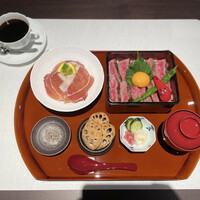 能登牛炭火焼重
