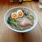 Hotto Ea Koporeshon - 魚醤油味玉子付き