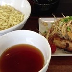 ones ones - 冷やしつけ麺