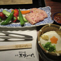 飛騨牛一頭家 馬喰一代 銀座 - 飛騨牛限定ランチ（サラダ、自家製豆腐）