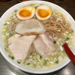 麺匠ぼんてん - 塩味玉ラーメン　上から