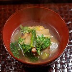 草如庵 - 2023.6 炊き合わせ（山椒、玉葱、真田丸腿肉）