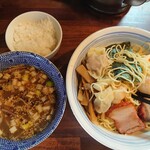 麺屋 悠 - 後から、サービスライスを貰ったよ!