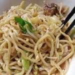 用心棒 - めんつゆを豚骨出汁で伸ばしたような味が印象的！