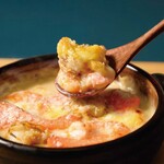 Uoman Seafood gratin made with sake lees