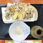 山盛 - 舞茸の天ぷら 590円