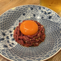 炭火焼肉ホルモン うしごろ 中目黒店 - 極上月見ユッケ