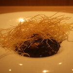 RISTORANTE IL NODO - アオリイカげそ ハセパラ イカ墨 カダイフアップ