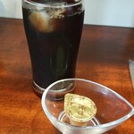 キッチン ブルー グローブ - アイスコーヒーのアップ