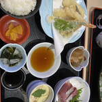 おさかな広場 寿司和食 ここも 空港通り店 - 