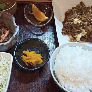 大衆食堂すえひろ - 料理写真:豚キャベツみそ炒め定食