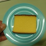カステラ銀装 - カステラはやはりしっとりしてました。