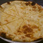 POKHARA - ハニーチーズナン単品（680）