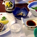 でん助茶屋 - ２０１３／０８／ＸＸ　本醸造もありましたが、こっちの普通の八海山の方が好き。