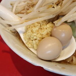 ラーメン二郎 - ショウガ半分