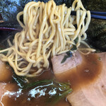 ラーメン 末廣家 - 麺リフトアップ