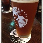 ベイブルーイング 関内本店 - オリジナルビール シトラセゾン
      2013.8.19