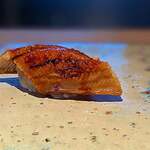 菊鮨 - アナゴ。 これは見るからにダメかな。 この大将にして、この握りとは。。 「なんで？？」って思わずにはいれない。