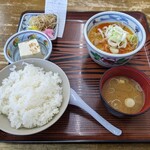 もつ煮屋 日の出食堂 - 