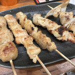 大衆焼き鳥酒場 やきとりさんきゅう - やきとり盛合せ 塩