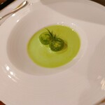 ドゥ アッシュ - 大阪産 緑のプチトマト（サングリーン）と枝豆のスープ