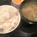 すみ桂 - 御飯と味噌汁