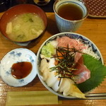 Izakayasuehiro - 海鮮丼￥500