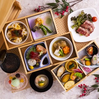 彩り豊かな玉手箱ランチ＆御膳