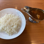 Deri furansu - チキンカレー(ご飯少なめ)