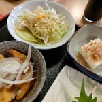 まんまる亭 - サラダ・豆腐・揚げ餃子