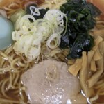 梅もと - 醤油ラーメン　大盛り