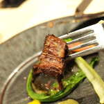 Les aromes - 牛ほほの赤ワイン煮