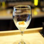 Les aromes - ルッコラのムース、生ハムのムース、トマトのジュレ寄せ