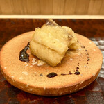 日本料理 かしづき - 太刀魚の天麩羅　味醂とバルサミコのソース　