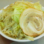 ぶんぶん - 豚醤油（野菜大盛り）