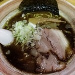 麺屋　新三 - こってり醤油６３０円（焦がしニンニク油）