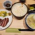 Rikyuu Shokudou - 牛たん定食（3枚6切り）