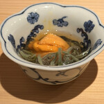 鮨 尚充 - 雲丹とジュンサイ