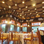 ザ・フジヤ - 内観