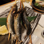 Hakata Robata Rotei - 魚の原始焼き♪