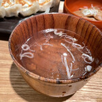 肉汁餃子のダンダダン - 定食のスープ
