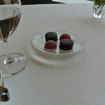 フレンチレストラン ミクニ サッポロ - プティ・フール