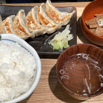 肉汁餃子のダンダダン - 肉汁焼餃子ランチ ごはん大盛 800円