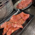 板前焼肉 赤と霜 - 