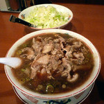 中華そばと取り放題のネギ！