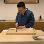 勢麟 - 鱧の骨切り