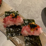 Akarenga Koshitsu Bisutoro Rengaro - 肉寿司